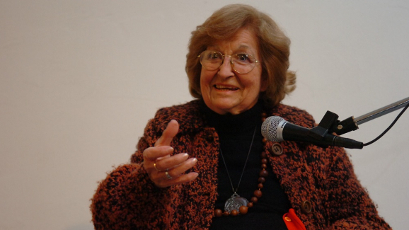 Amanda Berenguer | La Malinche