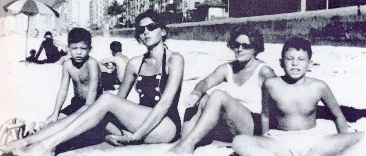 Clarice Lispector en la playa | La Malinche